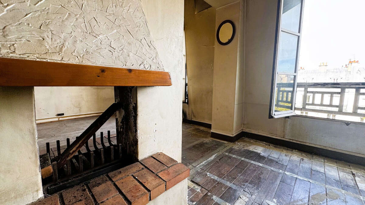 Appartement à PARIS-11E