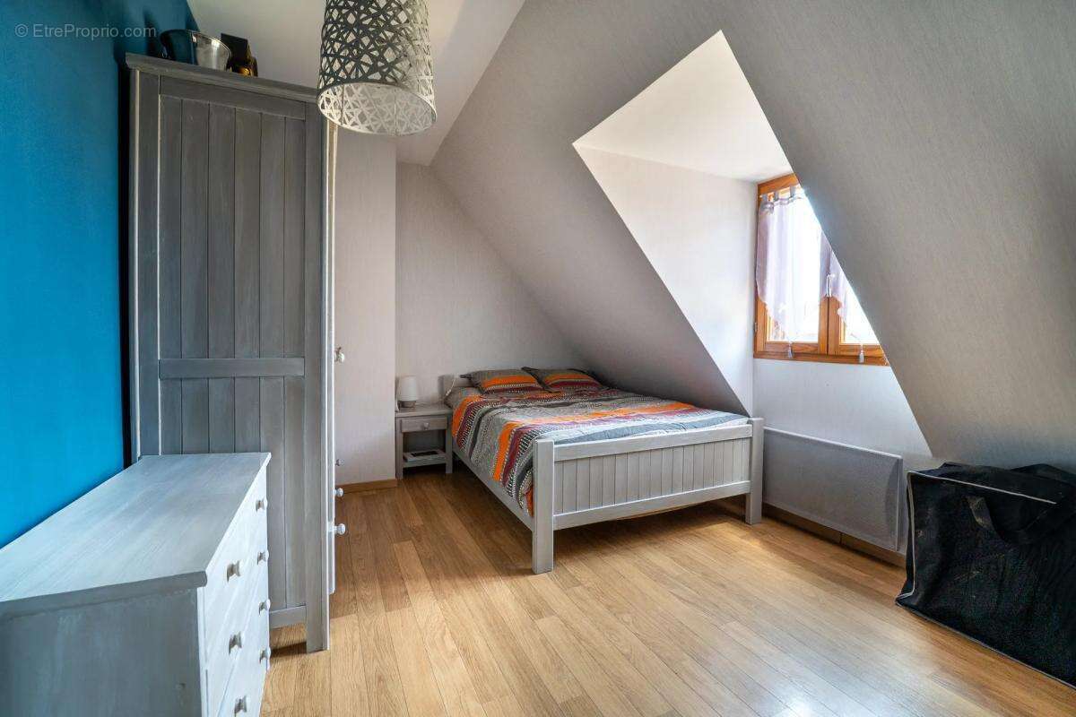 Maison de 5 pièces de 108 m² à Amfreville-sur-Iton - photo 12