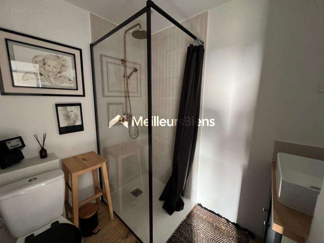 Maison à SAINT-JEAN-DE-SERRES