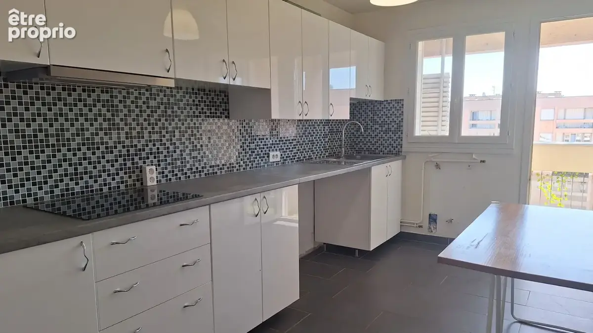 Appartement Cournon D Auvergne 4 pièce(s) 89.63 m2 - photo 2
