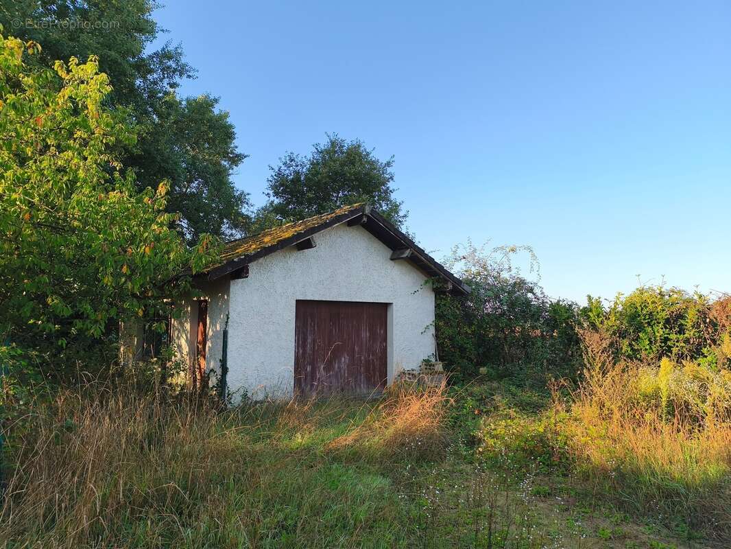 Maison à PONT-DE-VAUX