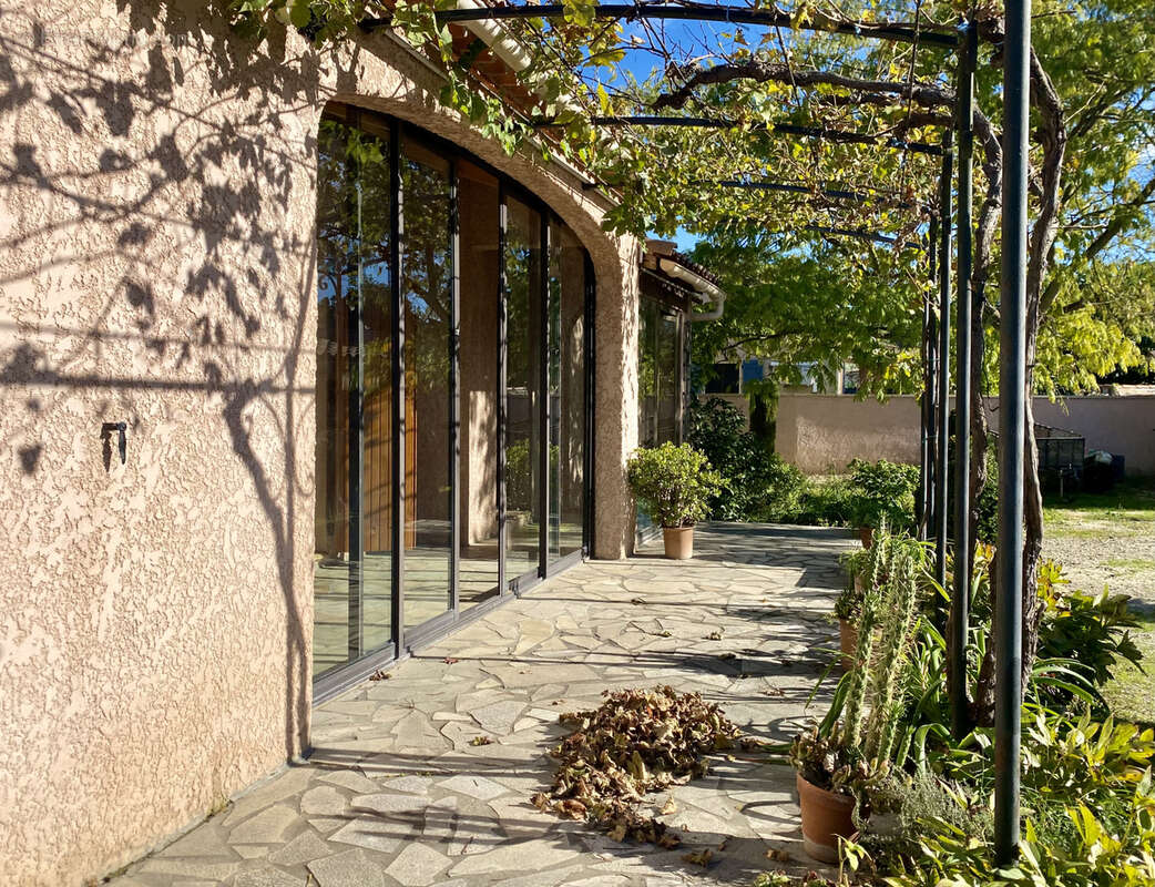 Maison à SAINT-ETIENNE-DU-GRES