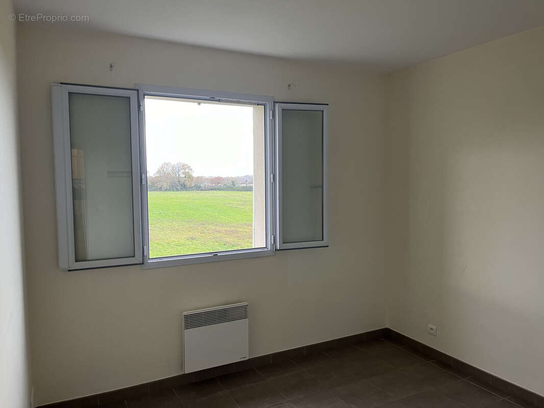 Appartement T3 garage et parking - photo 4