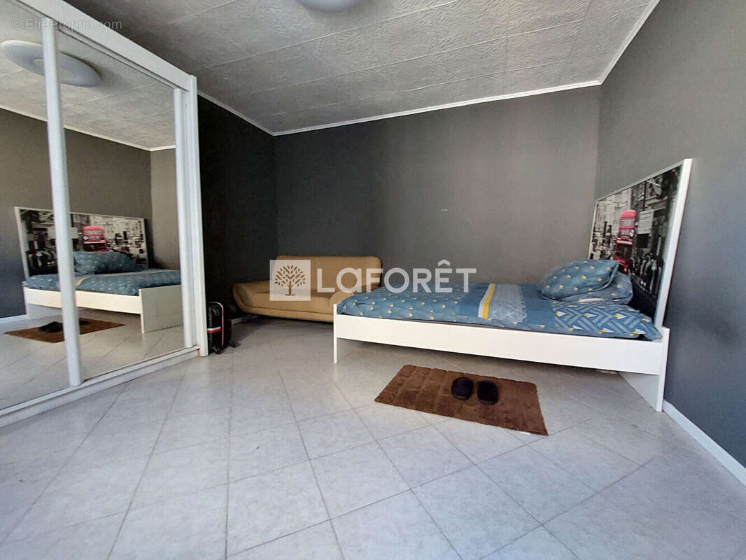 Maison à AUDUN-LE-TICHE