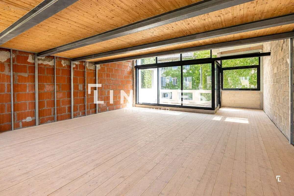 L'INTEMPOREL - Immeuble de 350m2 - 13006 - photo 2