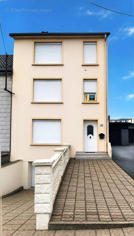 Maison à AUMETZ