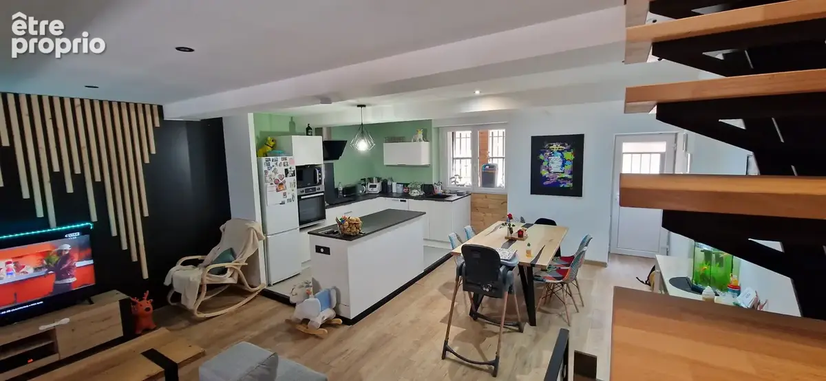 iLLE SUR TET Coup de Coeur pour cette Maison de village traversante entièrement Rénovée avec Garage - photo 8