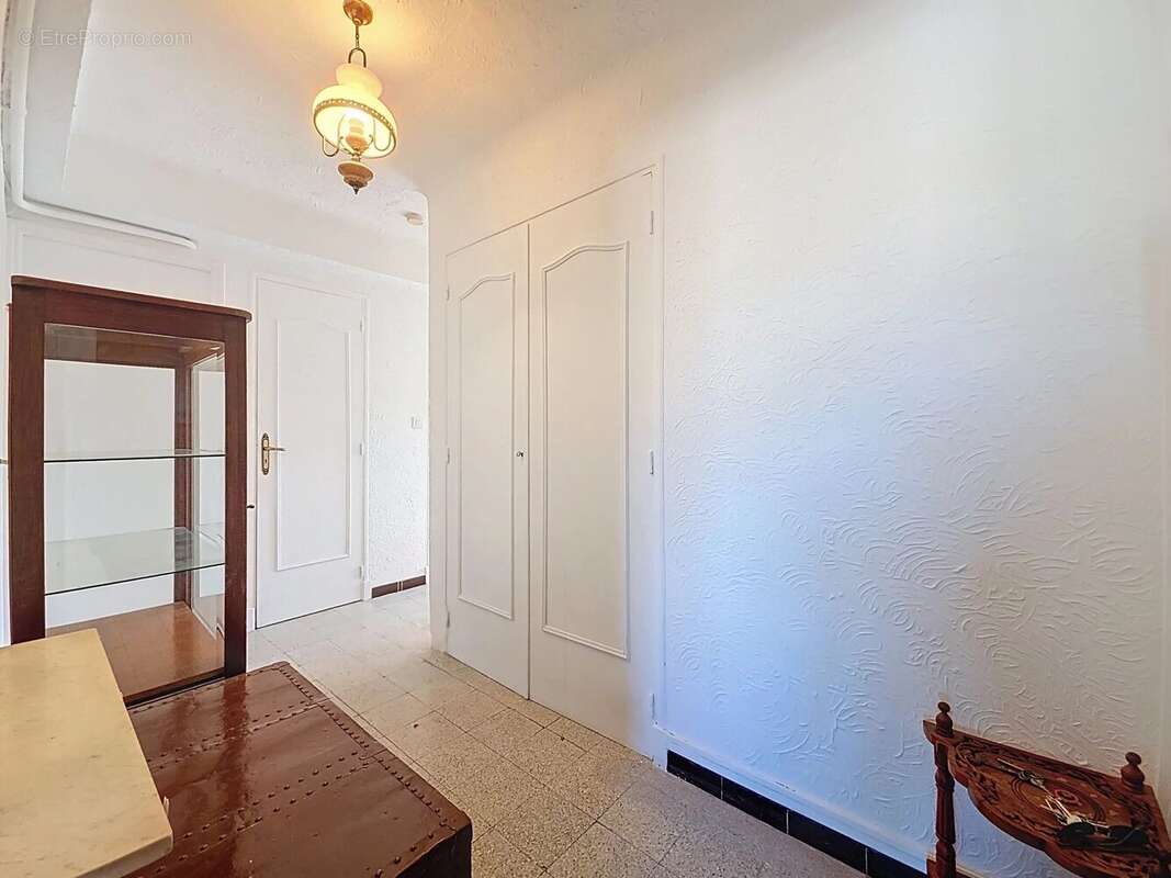 Appartement à LE CANNET