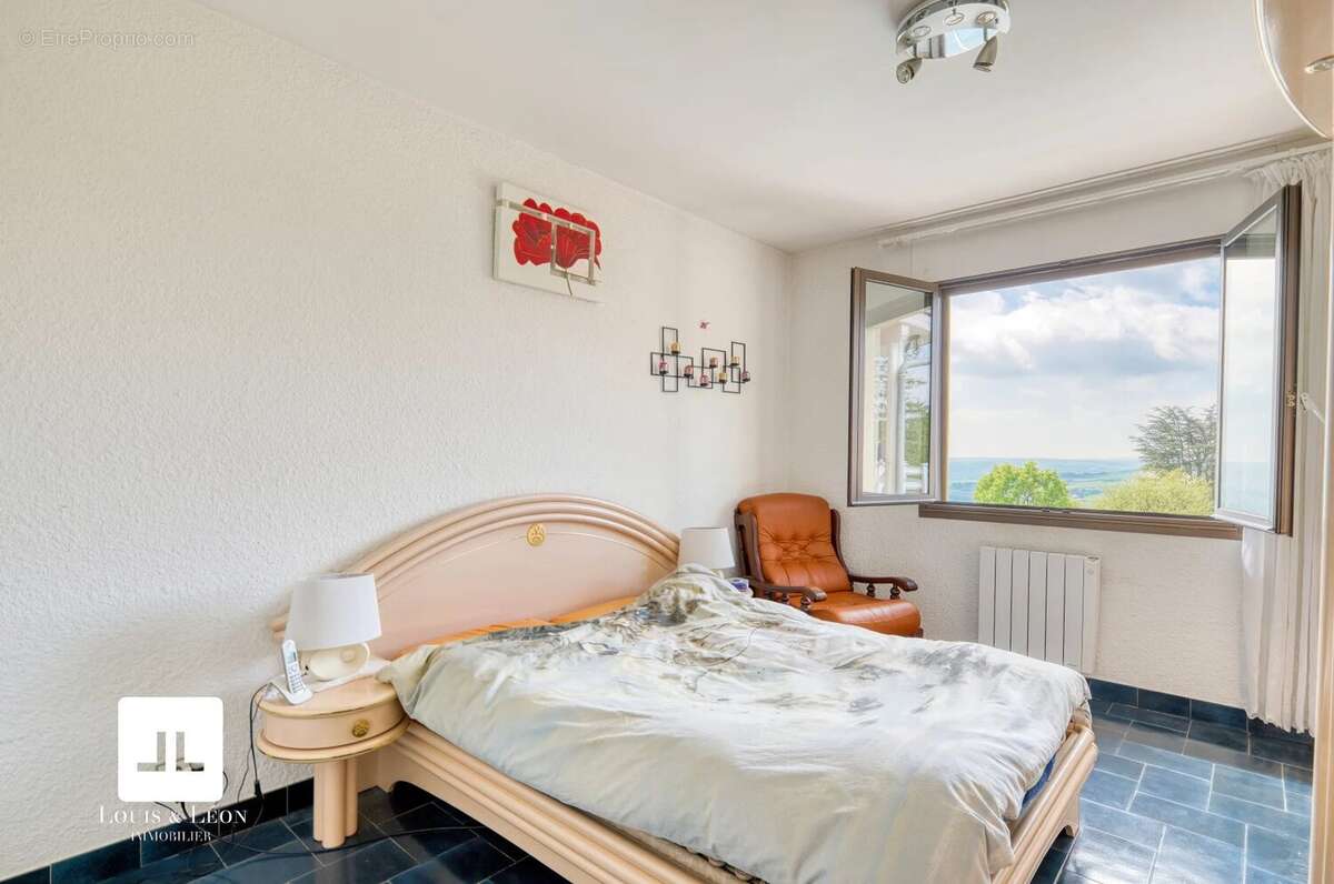 Maison à MARCY