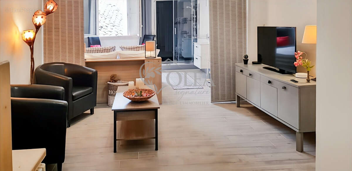 Appartement à UZES