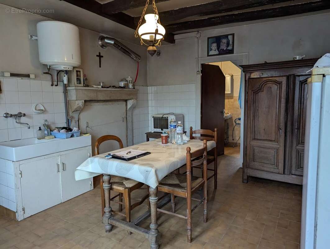 Maison à MONTMORILLON