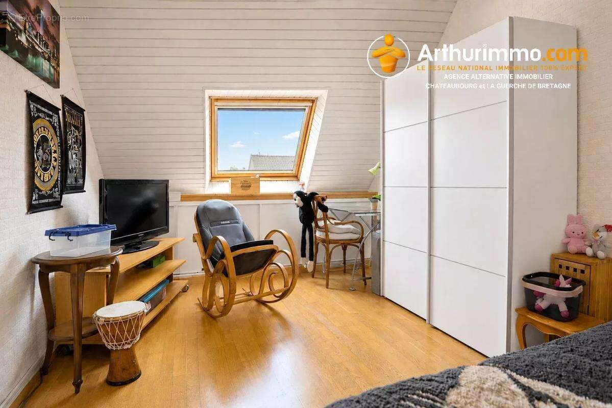 THORIGNÉ-FOUILLARD – Charmante maison familiale de 103 m² dans un environnement privilégié! - photo 14
