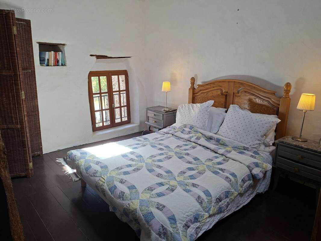 Maison de village historique avec une magnifique piscine - photo 12