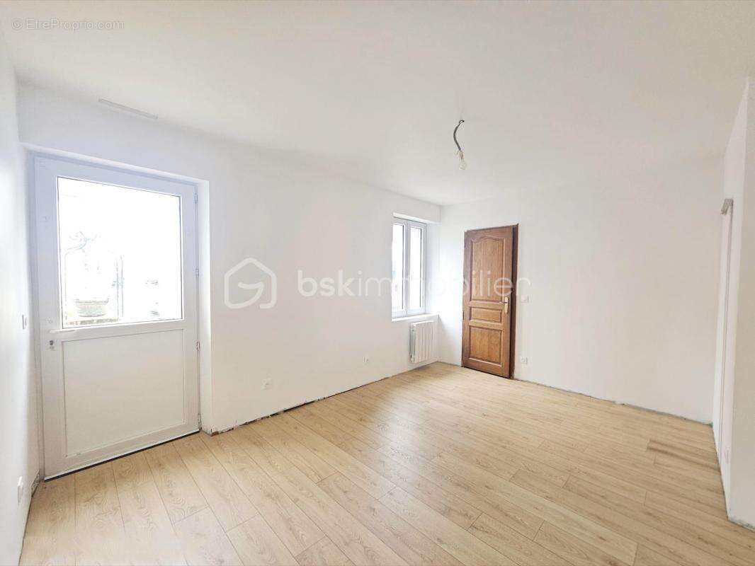 Maison à SAINT-BENOIT-SUR-LOIRE