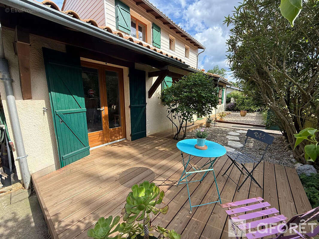 Maison à MARTIGNAS-SUR-JALLE