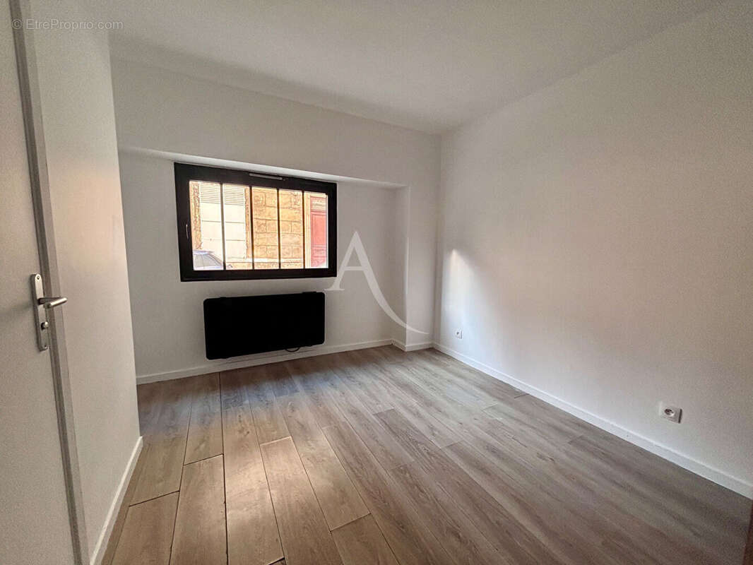 Appartement Meaux 2 pièces 31 m2 - Terrasse - 10 minutes a pied de la gare de Meaux - photo 4