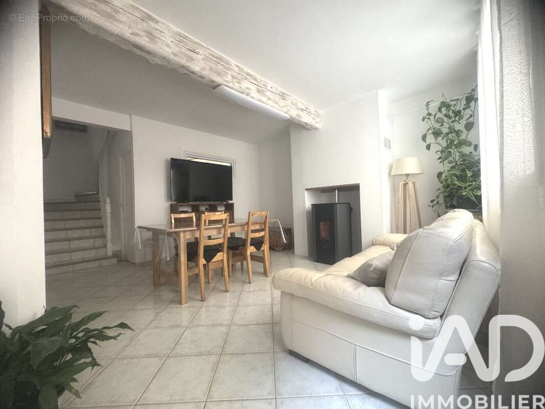 Photo 2 - Maison à CAUDIES-DE-FENOUILLEDES