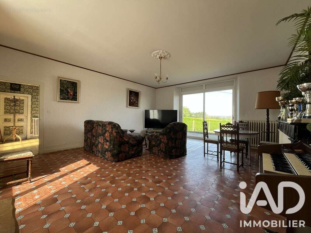 Maison 126 m² à Menomblet  - photo 4