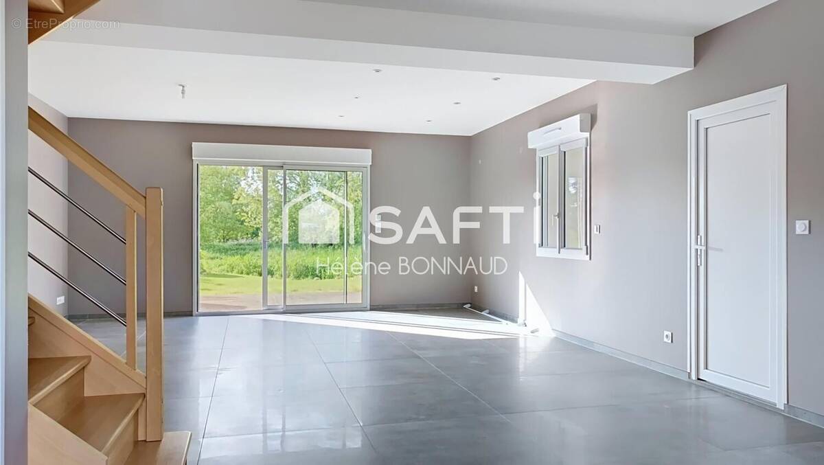 Photo 1 - Appartement à AUXONNE