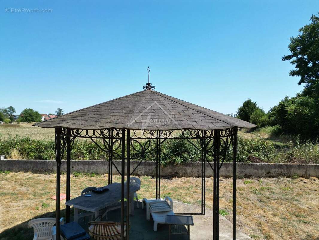 Charmante maison de 116 m² à La Ferté-Hauterive - photo 36