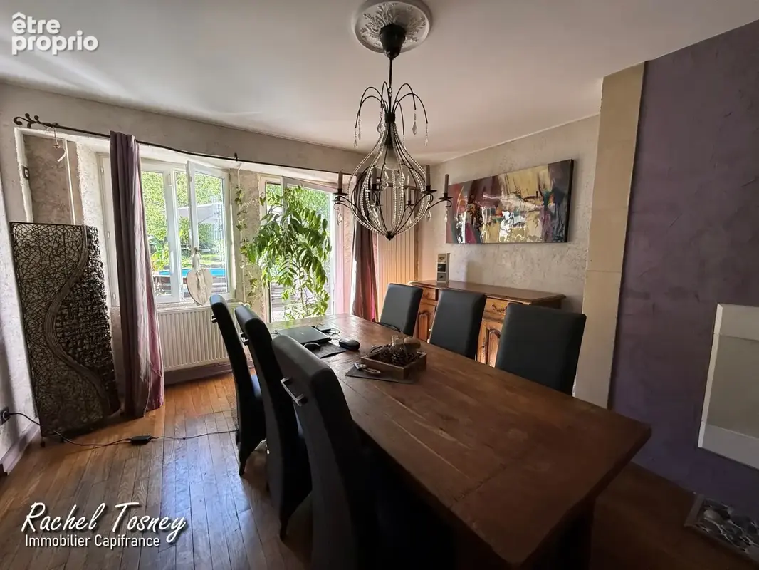 À VENDRE – Authentique corps de ferme T7 -210m²- rénové avec jardin et vue sur les Vosges – - photo 5