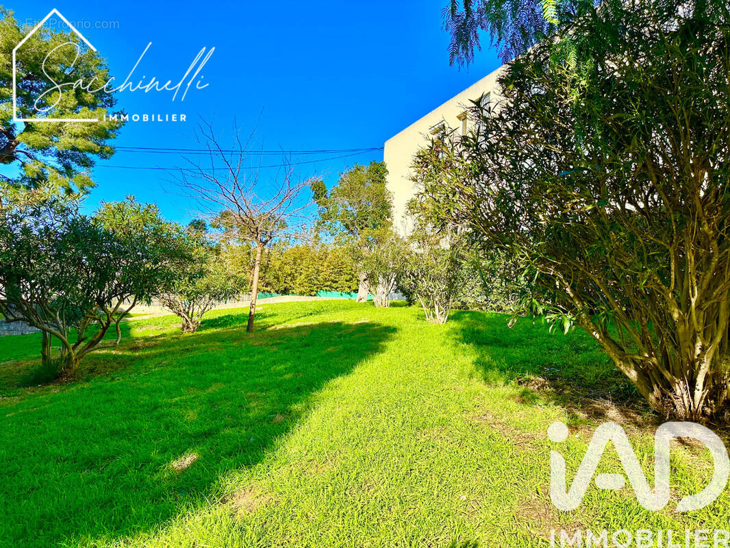 Photo 1 - Appartement à SIX-FOURS-LES-PLAGES