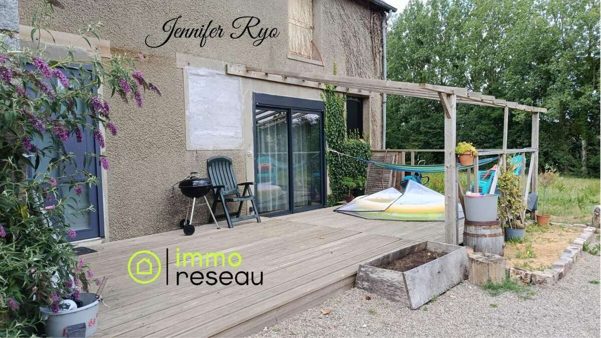 Maison 146 m² à La Chapelle-En-Juger  - photo 10