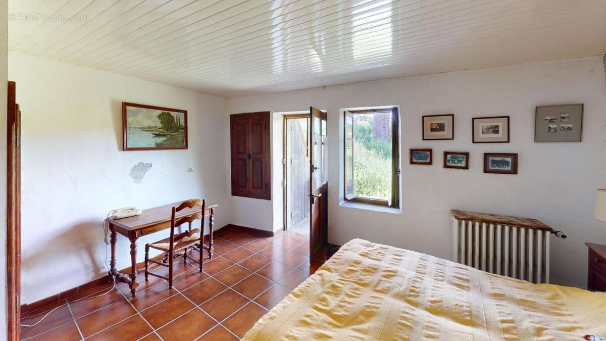 Maison à SAINT-PIERRE-LE-VIEUX