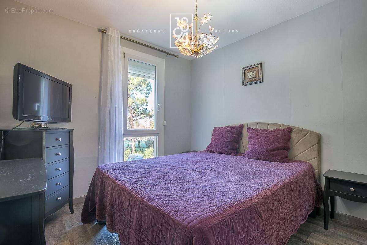 Appartement à MARSEILLE-8E