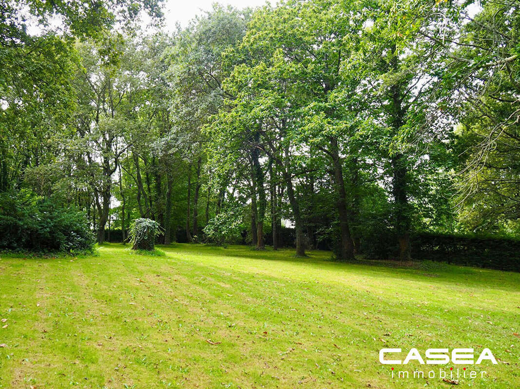 Terrain à FOUESNANT