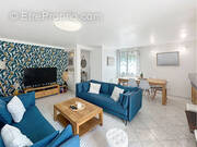 Maison à SAVIGNY-LE-TEMPLE