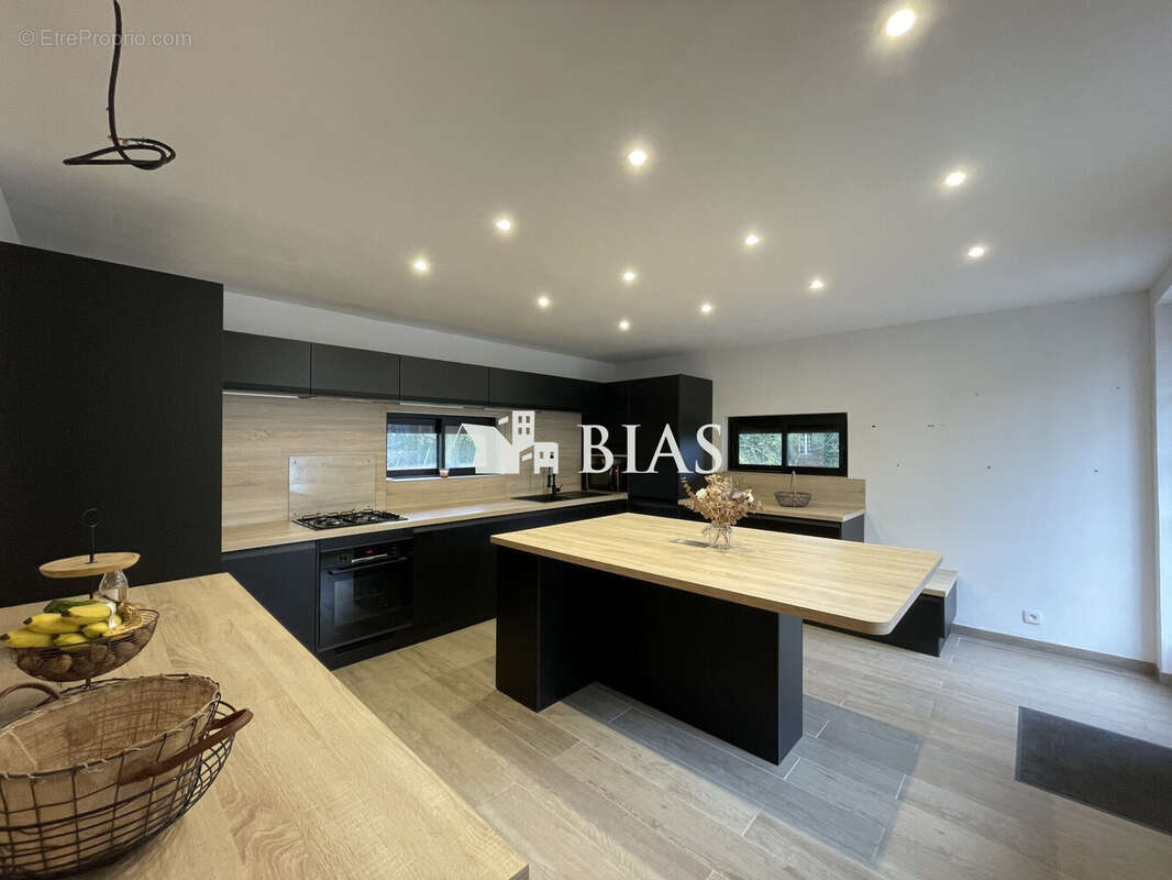 Maison à BEAUMONT-LE-ROGER