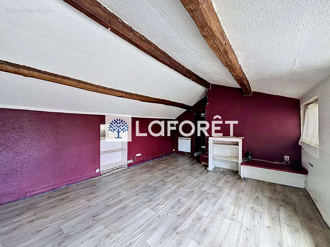 Appartement à SAINT-NOM-LA-BRETECHE