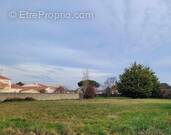 Terrain à LES SABLES-D&#039;OLONNE