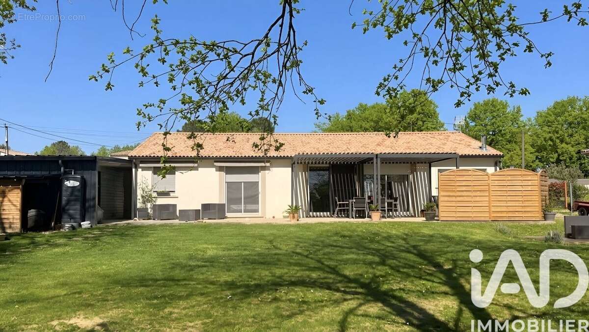 Photo 4 - Maison à SAINT-SAVIN