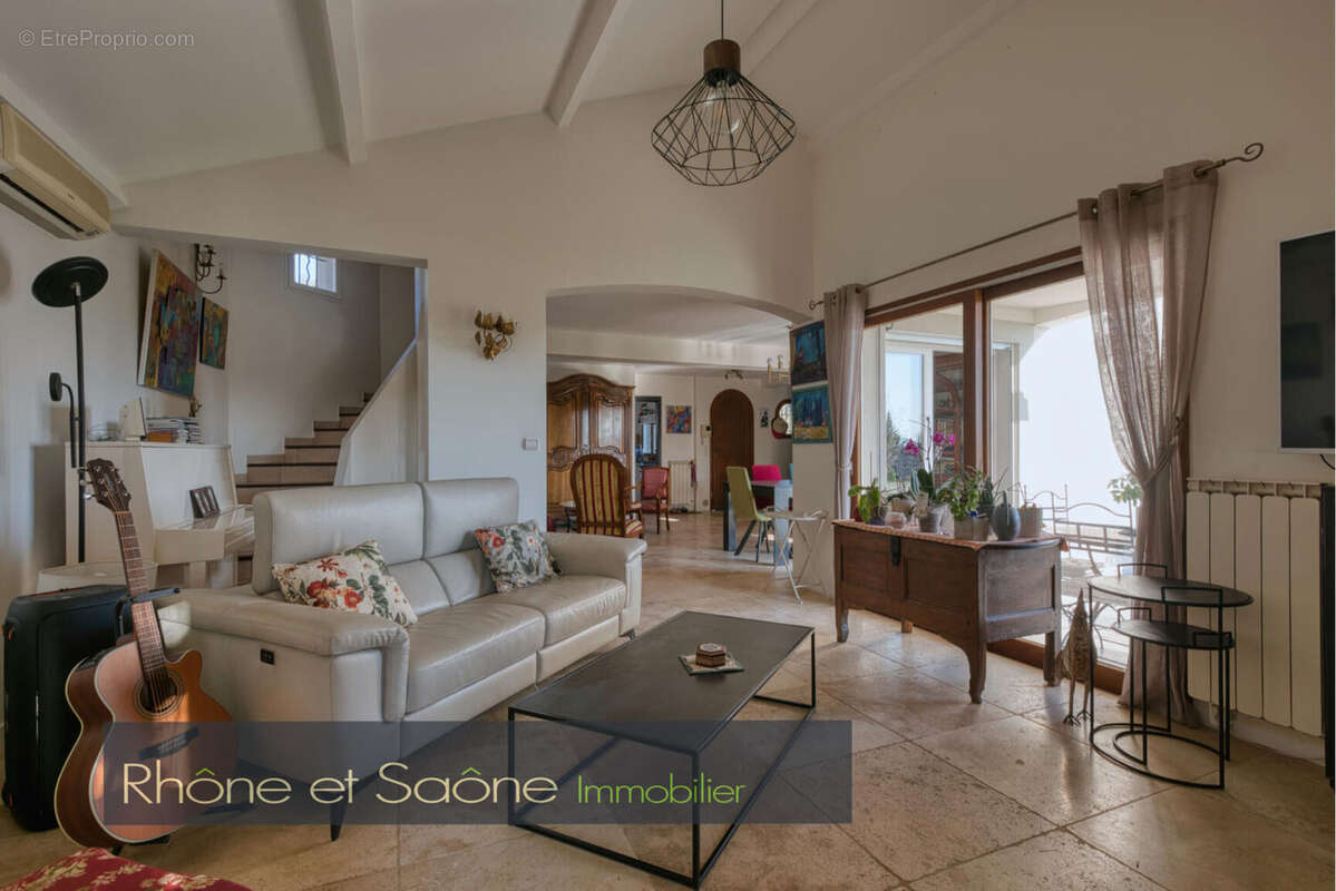 Photo 6 - Maison à REYRIEUX