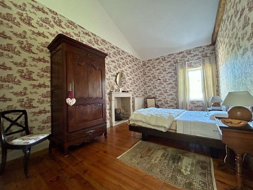 Maison à PERIGNE