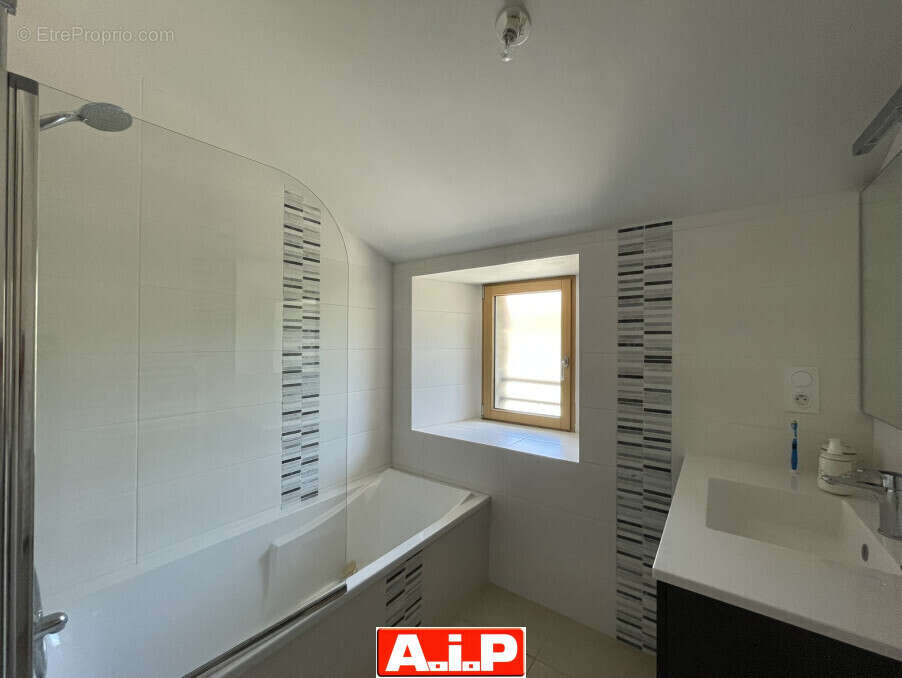 Maison à SAINT-MESMIN