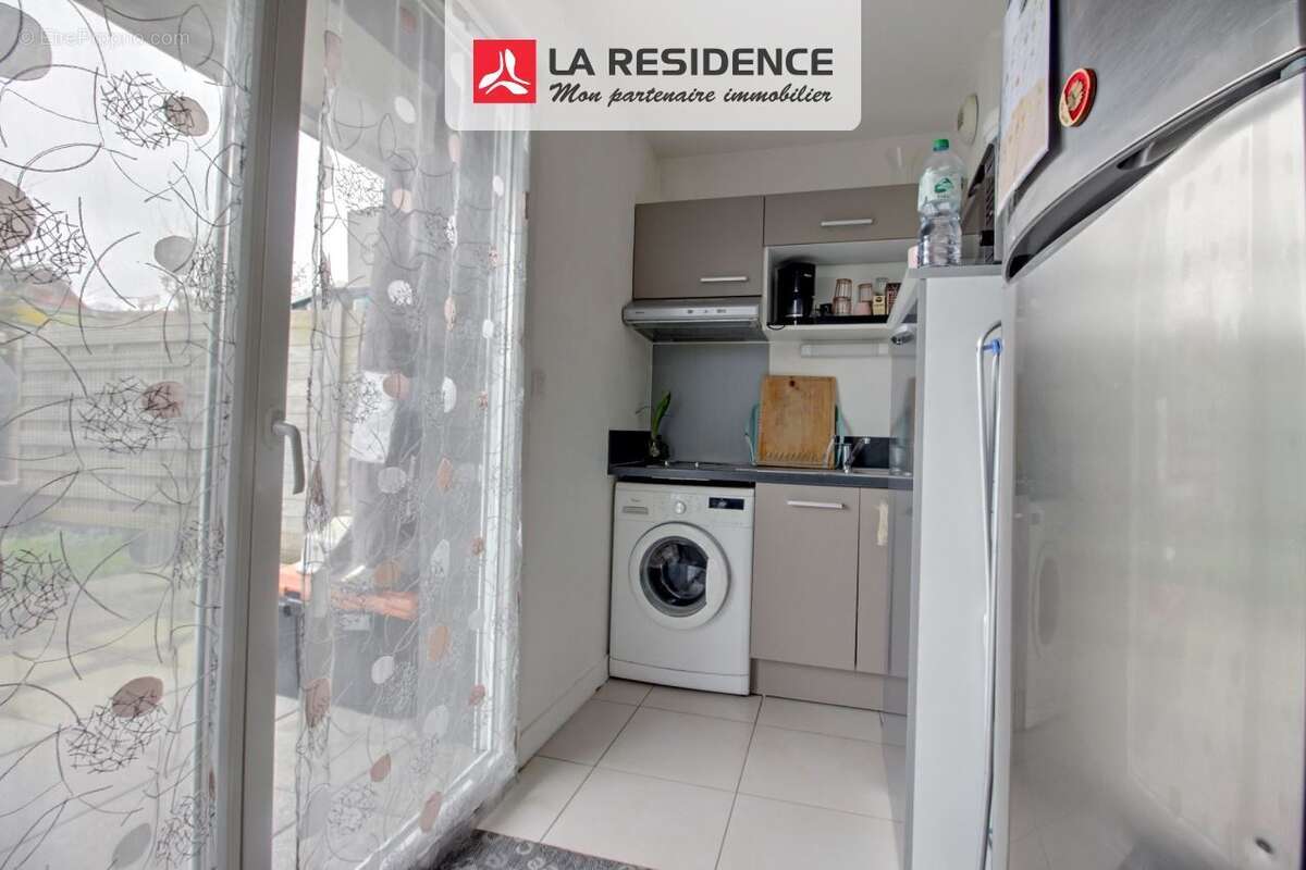 Appartement à SARTROUVILLE