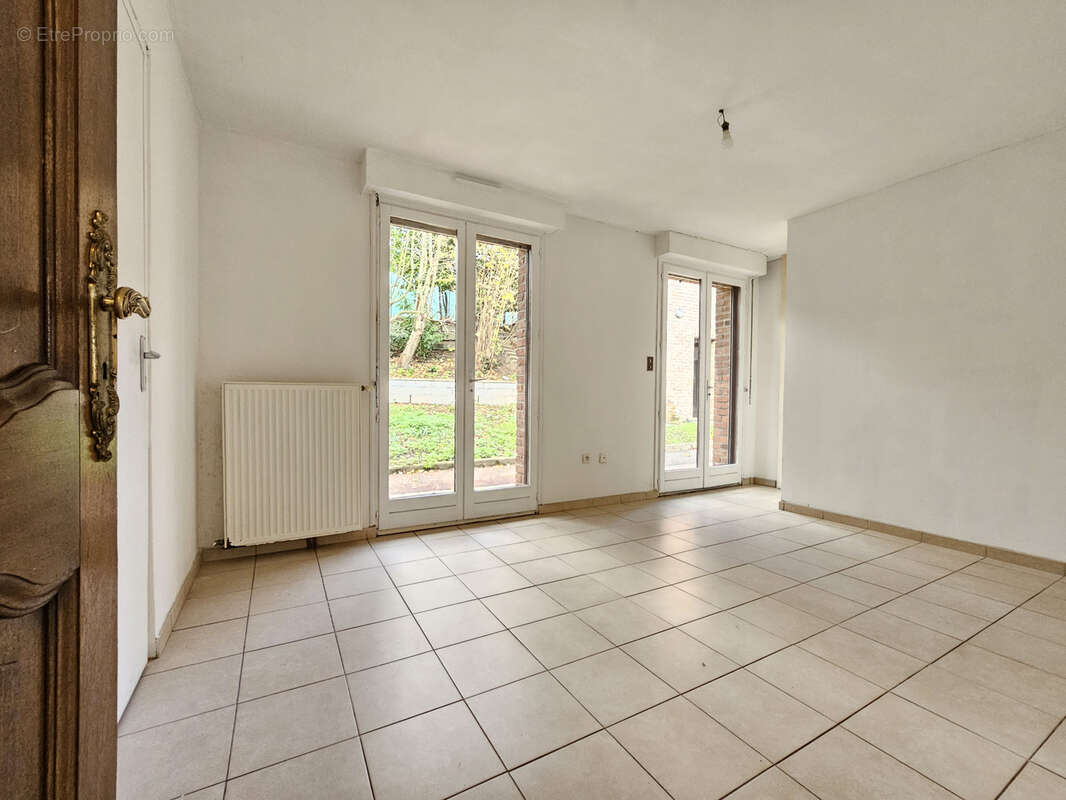 Maison à BRUAY-LA-BUISSIERE