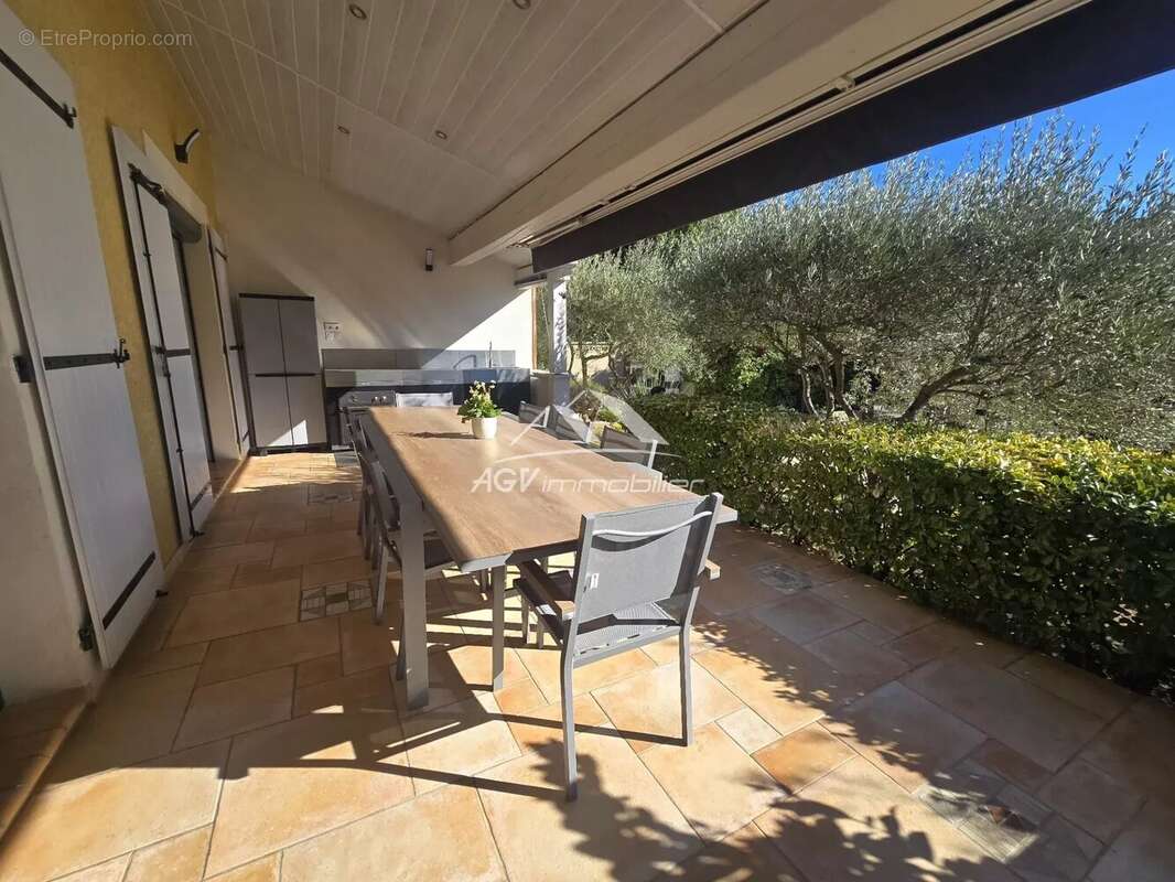 Maison à SAINT-CHRISTOL-LES-ALES