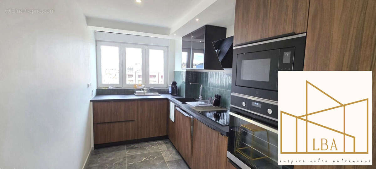 Appartement à MARSEILLE-8E