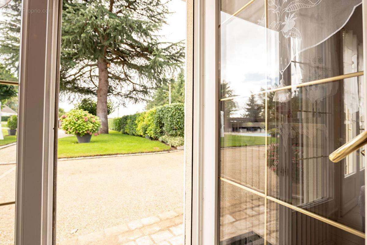 Lieux uniques ® - propriétés privées propose maison de 118 m² sur un terrain de 2661 m² proximité c0ntres - photo 13