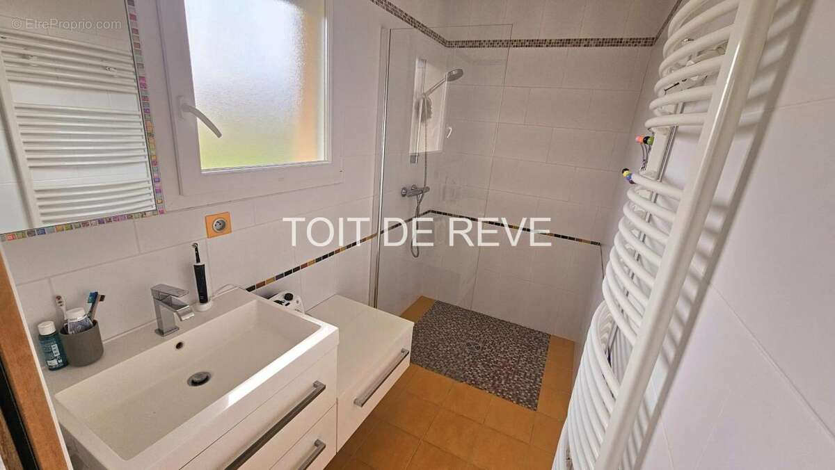 Frontignan Centre, maison T5 de 206m² sur une parcelle de 1000m² - photo 18
