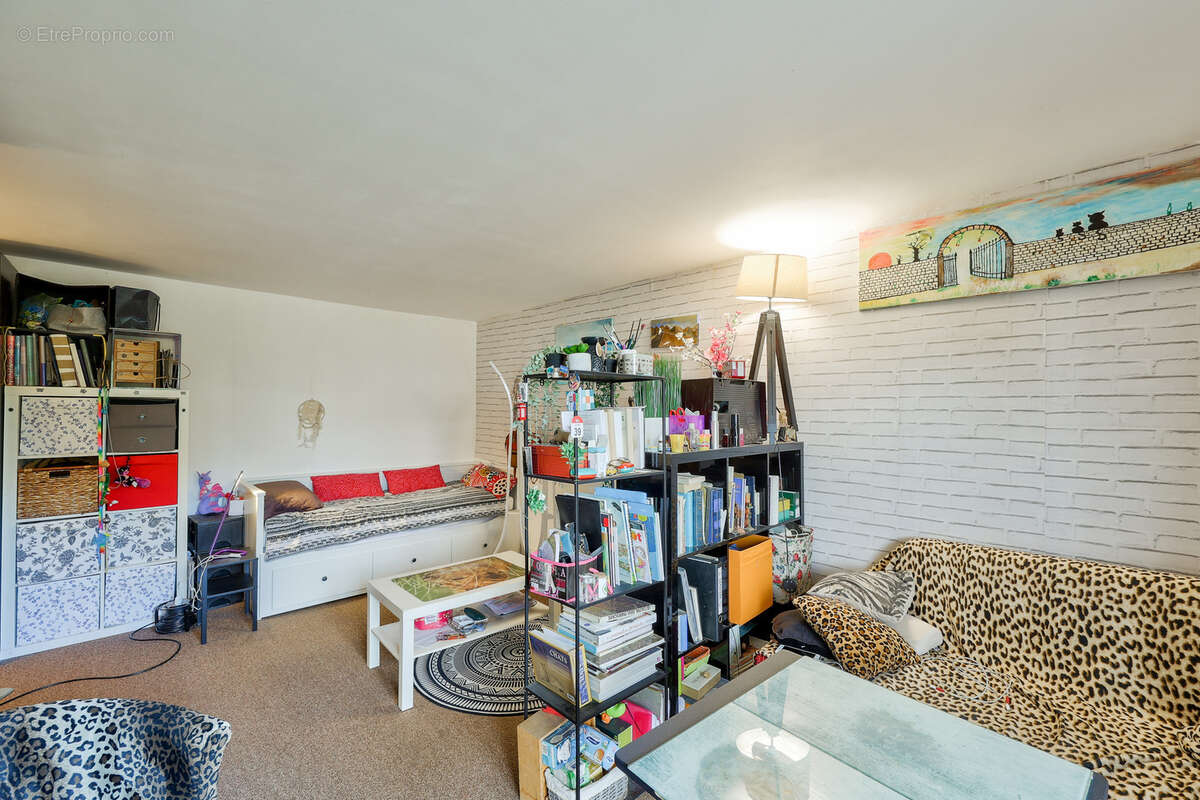 Appartement à FONTENAY-LE-FLEURY