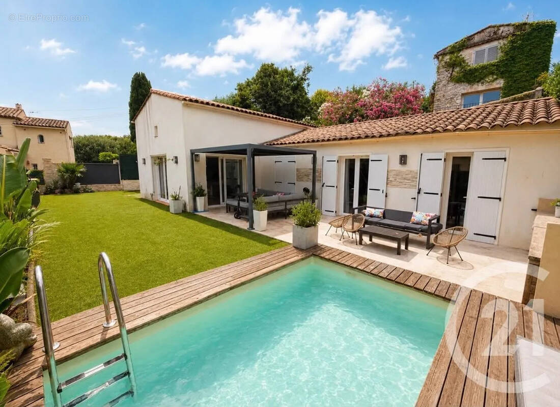Maison à LA COLLE-SUR-LOUP