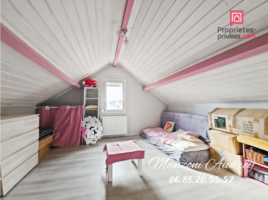 Maison à LA RIVIERE-DE-CORPS