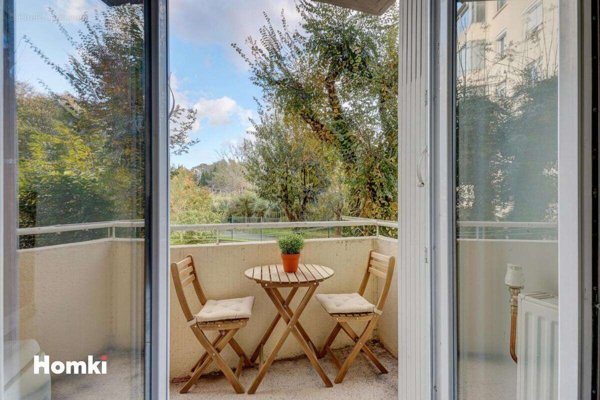 Appartement à MARSEILLE-8E