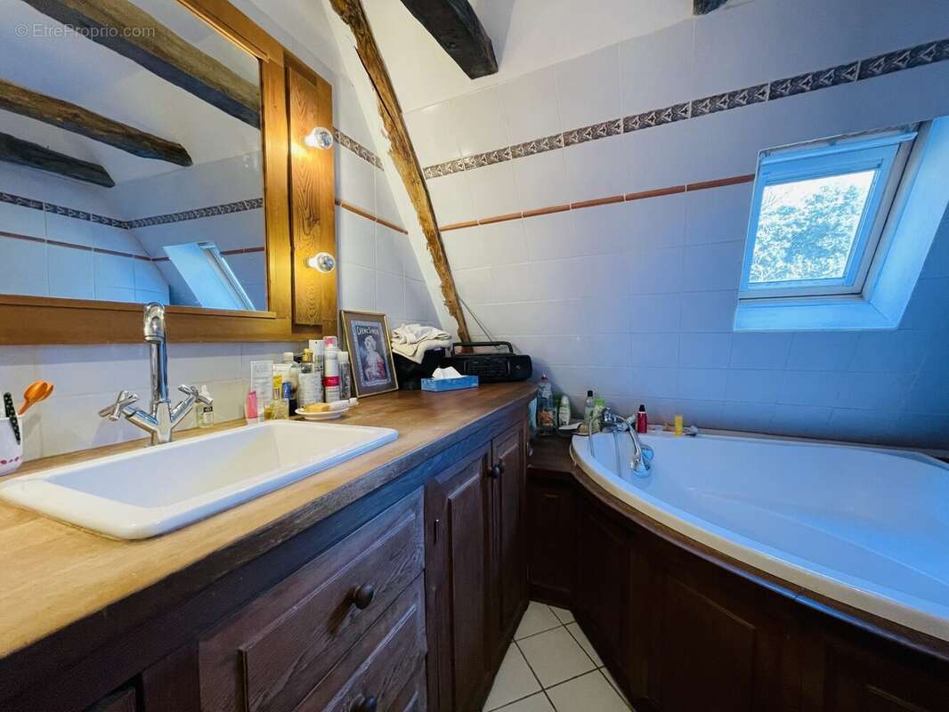 Maison à CAUSE-DE-CLERANS