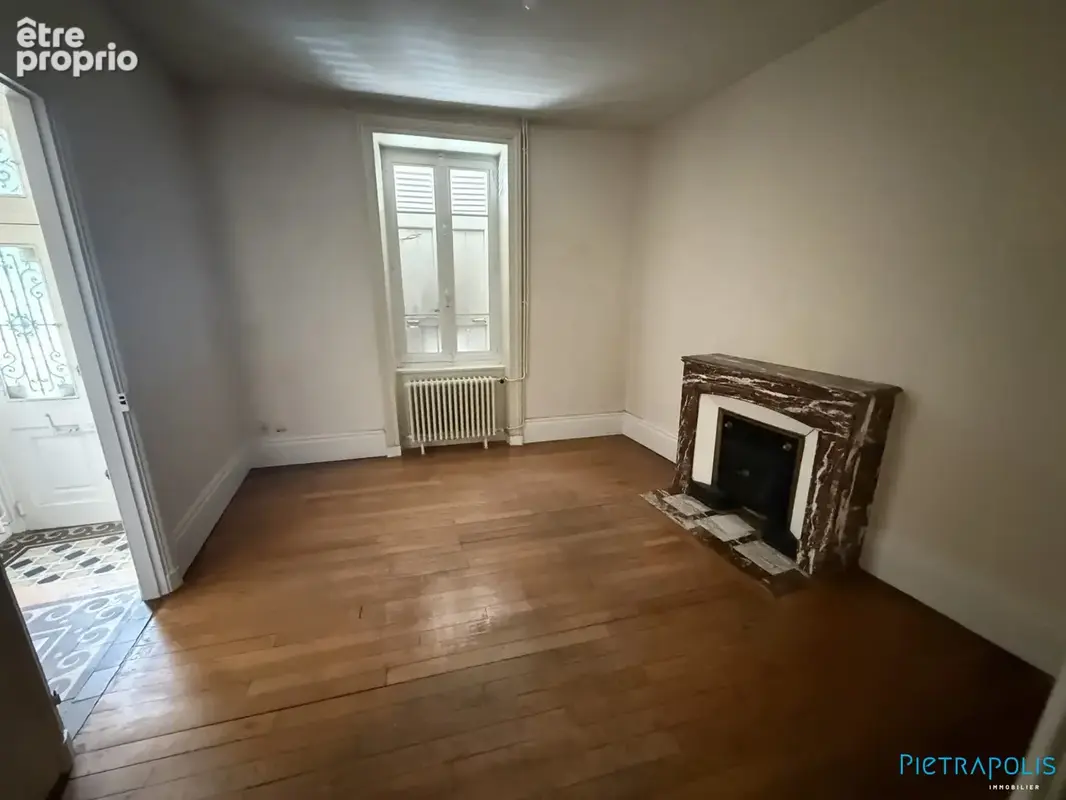 Maison 5 pièces 115 m² à vendre à Montmerle-Sur-Saone (01090) - photo 8